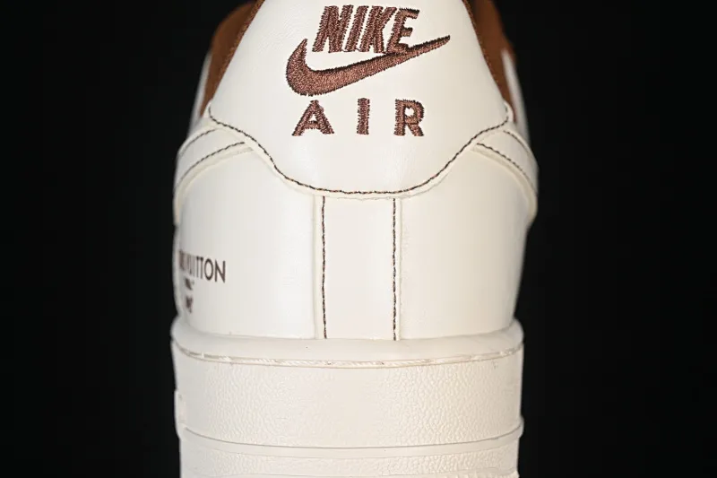 All categories Nk Air Force 1 Air Force series Nk Air Force 1 Low Air Force low top Nike Air Force 1'07 Low joint milk white coffee brown Air Force 1 low top casual sneakers IH1817-800